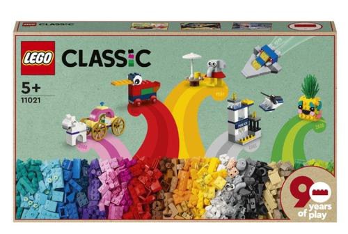 LEGO® Classic 90 de ani de joaca 11021
