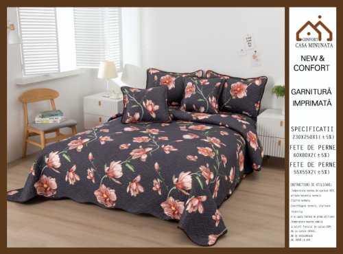 Cuvertura de pat cu 4 fete de perna, model cu flori