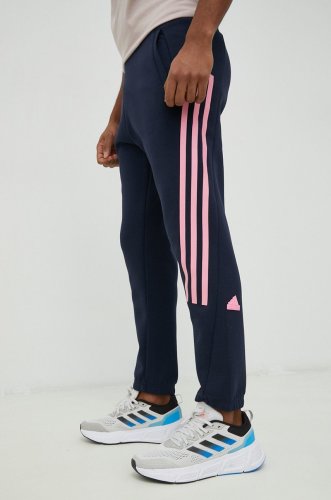 Adidas pantaloni de trening barbati, culoarea albastru marin, cu imprimeu