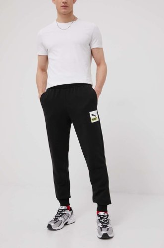 Puma pantaloni 533654 barbati, culoarea negru, cu imprimeu