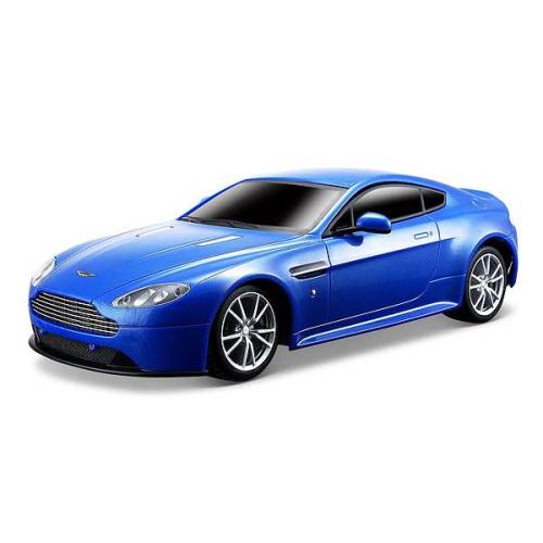 Aston Martin V8 Vantage S Couple