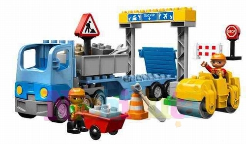 Constructie drumuri din seria Lego duplo.