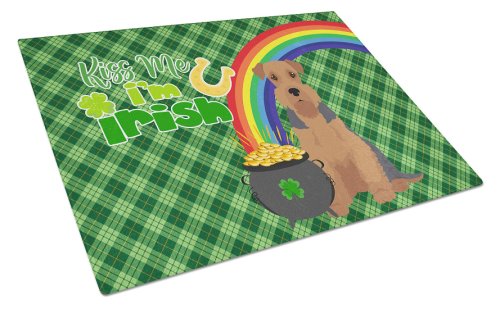 Caroline`s Treasures Grizzle și Tan Airedale Terrier St. Patrick`s Day Glass Cutting Board Large Multicolore 12H x 16W